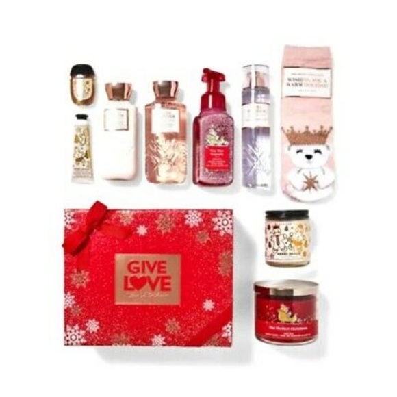 New Bath & Body Works Festive Christmas Box